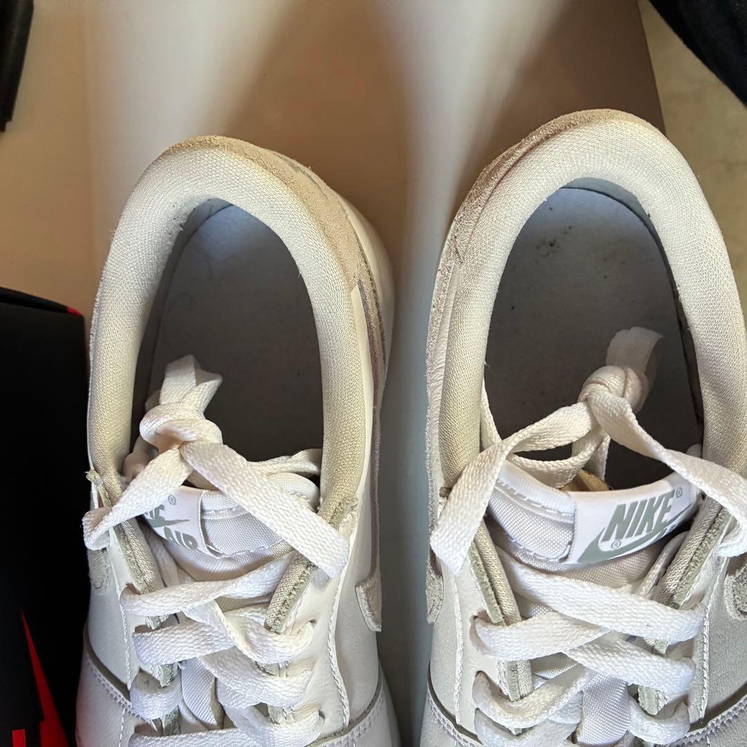 NIKE エアジョーダン1 ローカット ホワイト