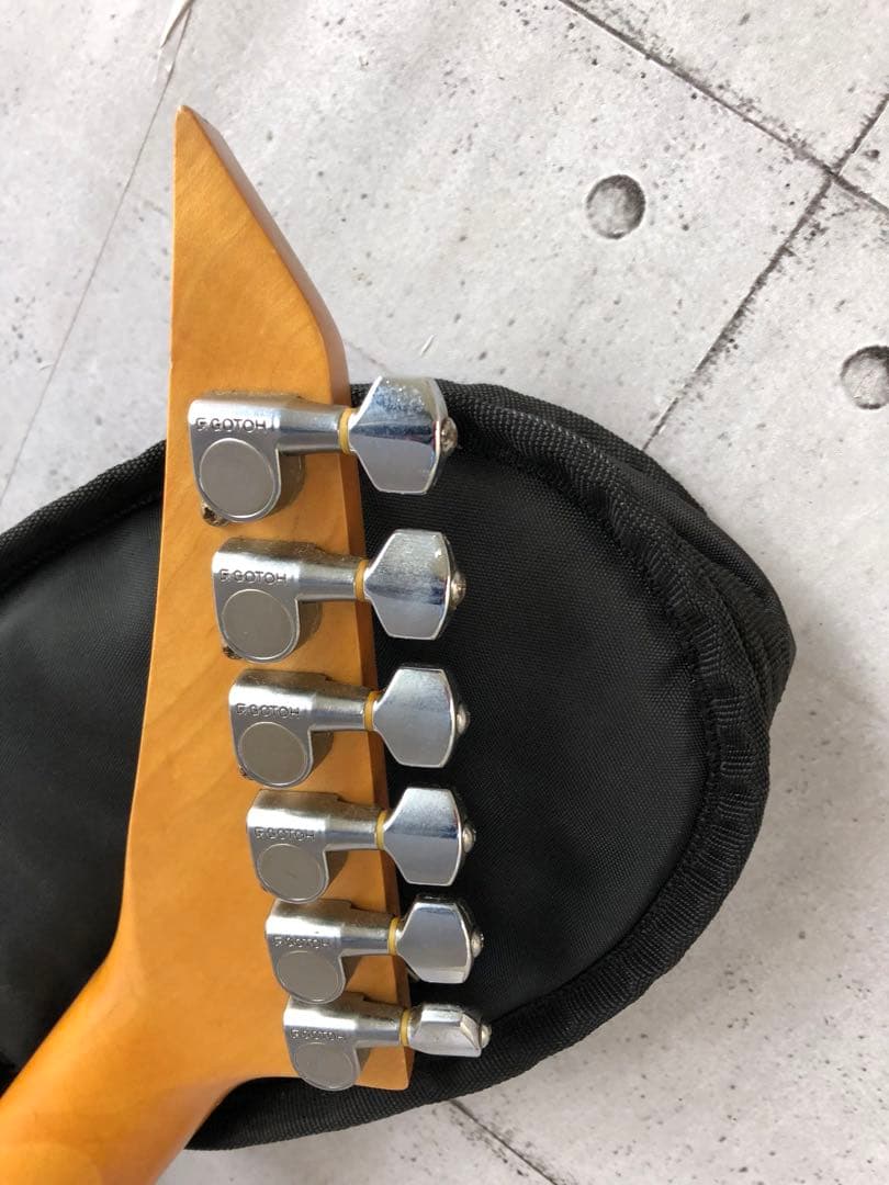 FERNANDES エレキギター(L21)