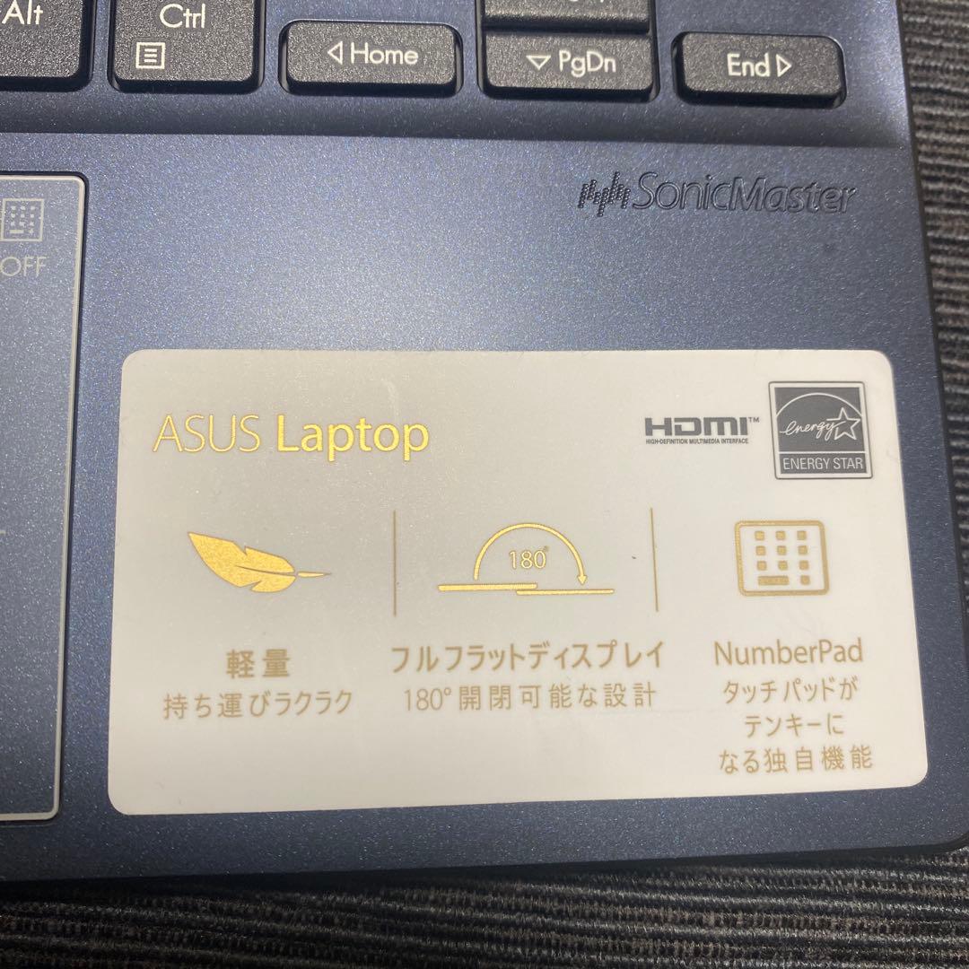 ASUS E210M ノートPC