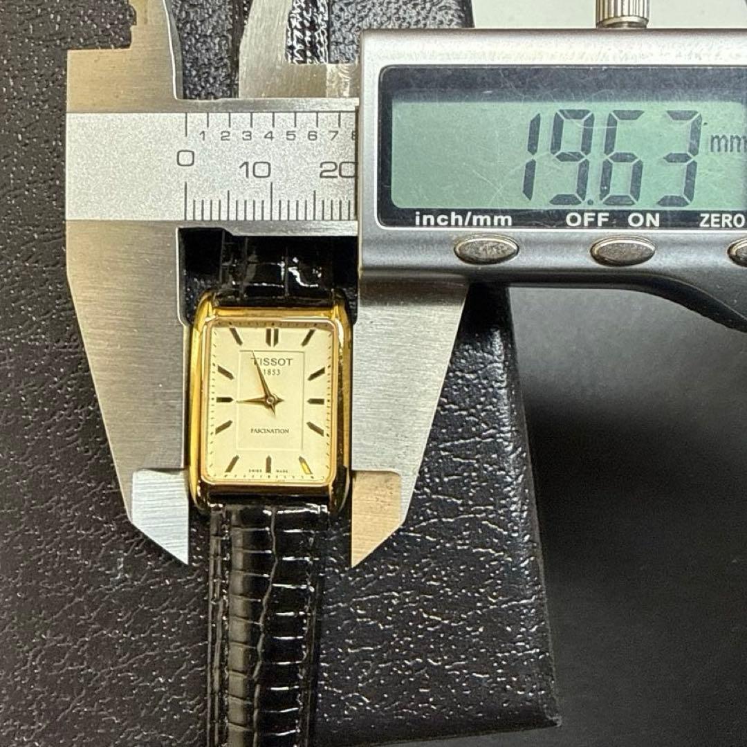 腕時計 TISSOT ティソ FASCINATION T815 スクエア 2針