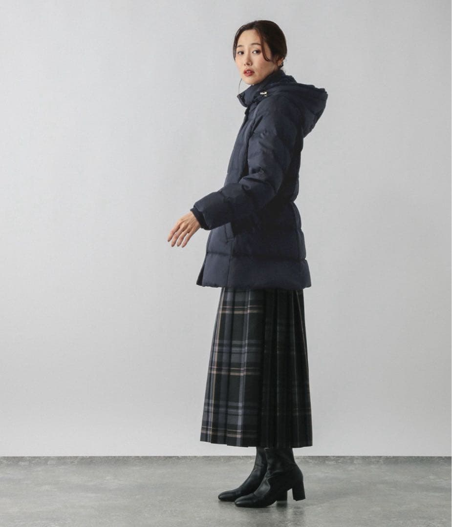 新品 ウツクシルエット撥水ダウンコート　ネイビーXLglobal work 濃紺