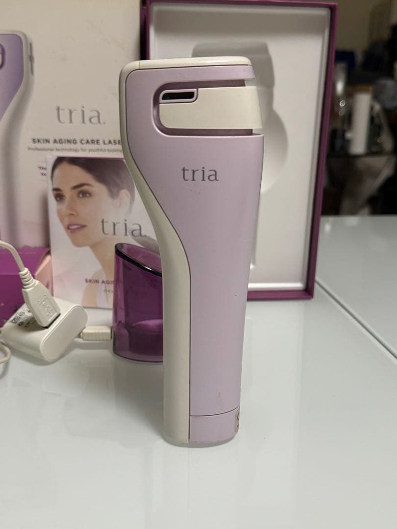 【美品】トリアスキンエイジングケアレーザー