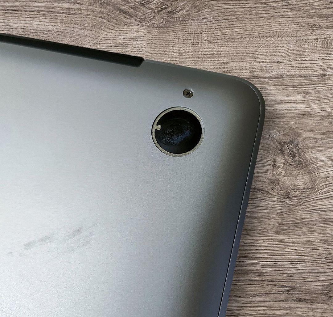 【ジャンク品】MacBook Pro シルバー