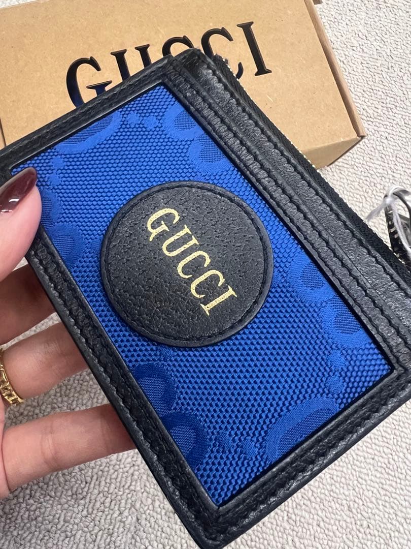 GUCCI ケース 青