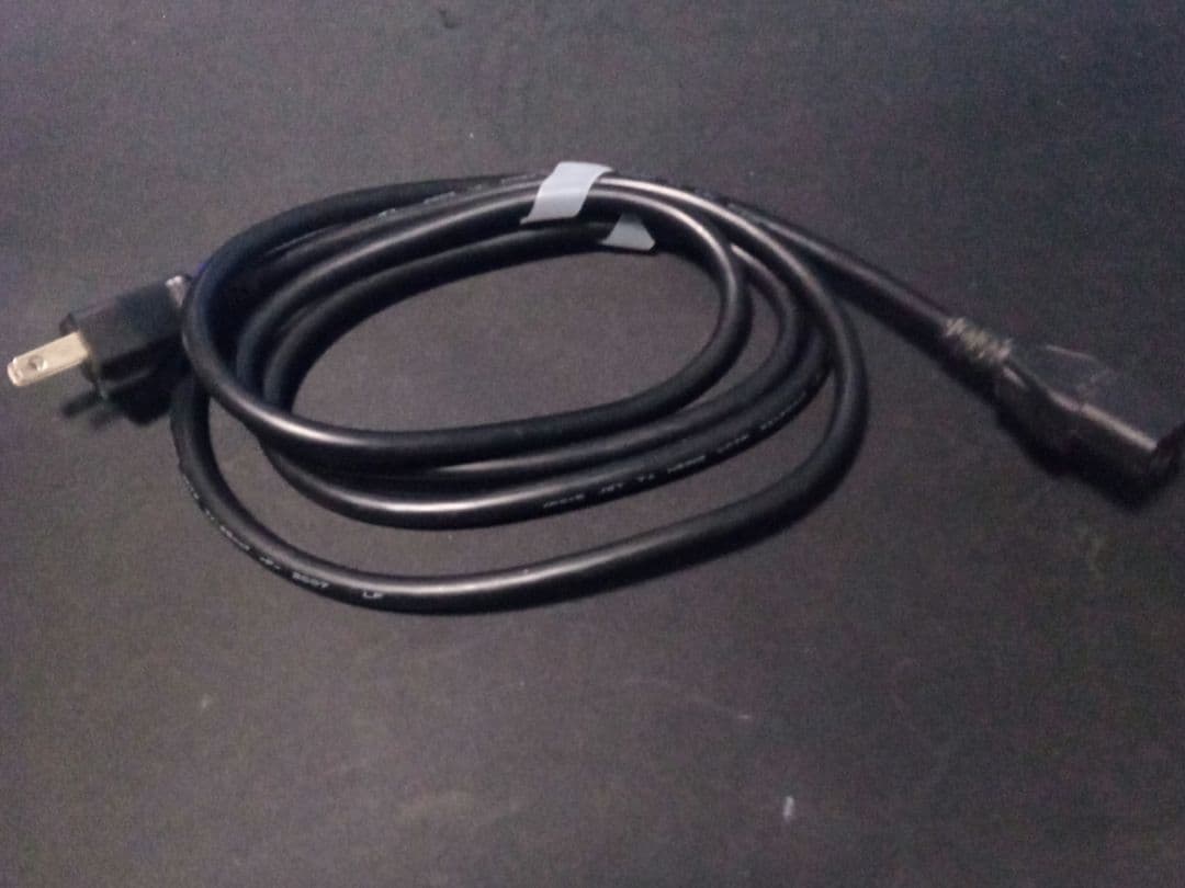 【値下げ】Core i3-7100/8GB/SSD256GB デスクトップPC