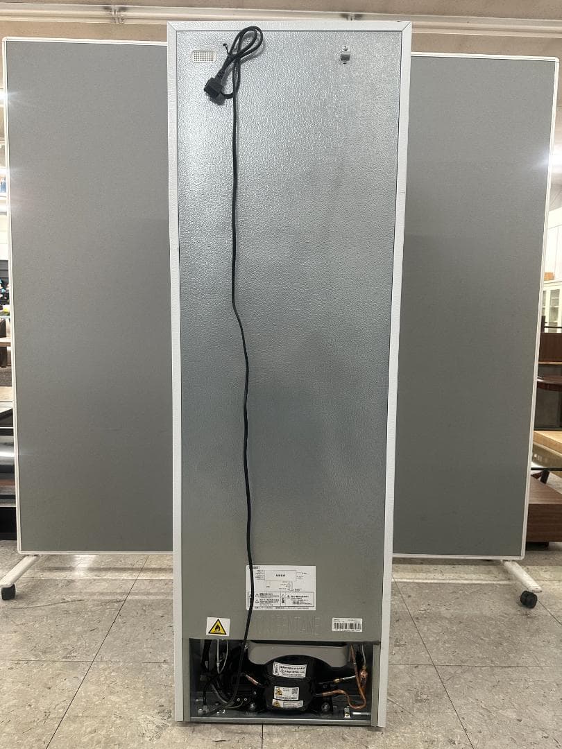 Comfee　冷凍冷蔵庫　174L　RCB169WH1JP　2024年製