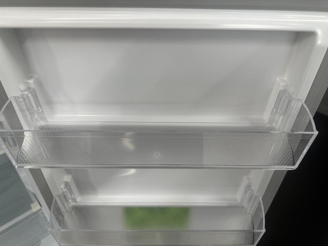 Comfee　冷凍冷蔵庫　174L　RCB169WH1JP　2024年製