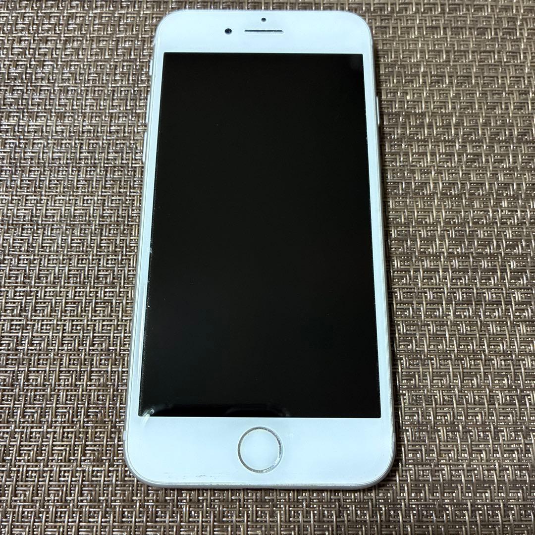 iPhone 8 本体 64GB docomo