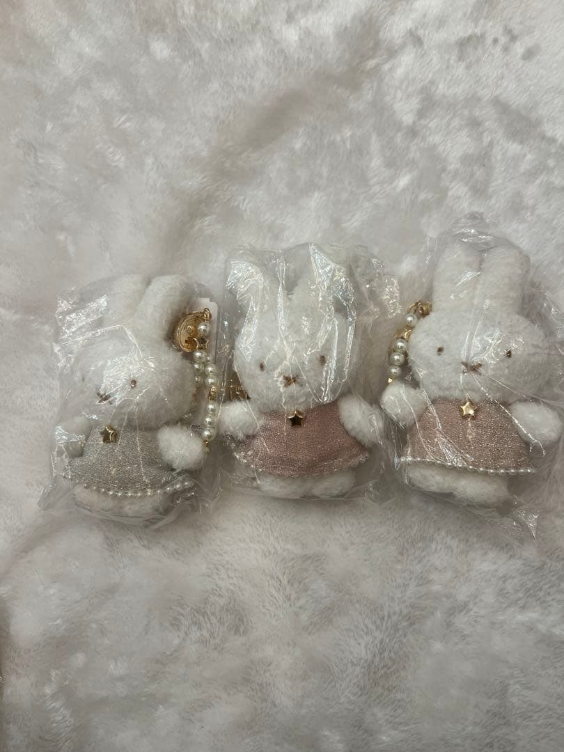 ミッフィー　原宿限定　バッグチャーム　ぬいぐるみ　マスコット　miia