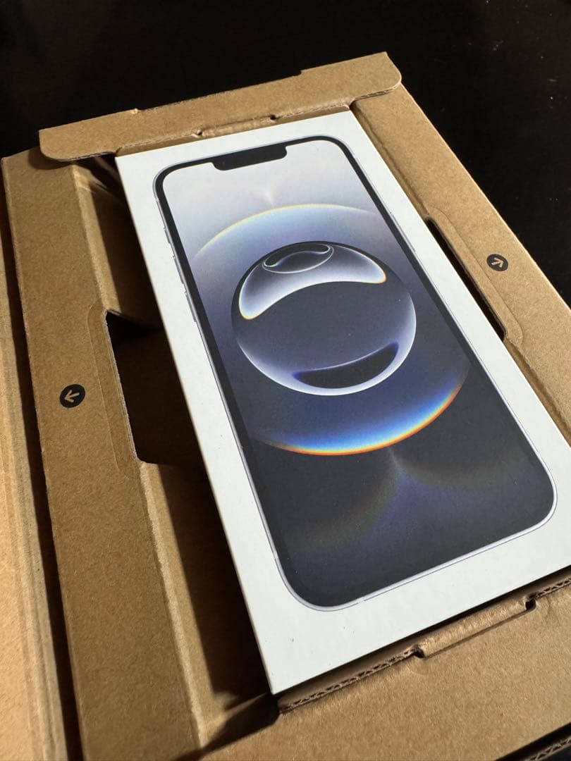 近*土様 【新品 未開封】 iPhone 16e 128GB ホワイト SIMフ