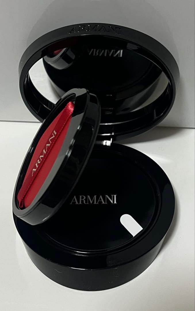 Giorgio Armani リキッドファンデーション・チーク・リップセット