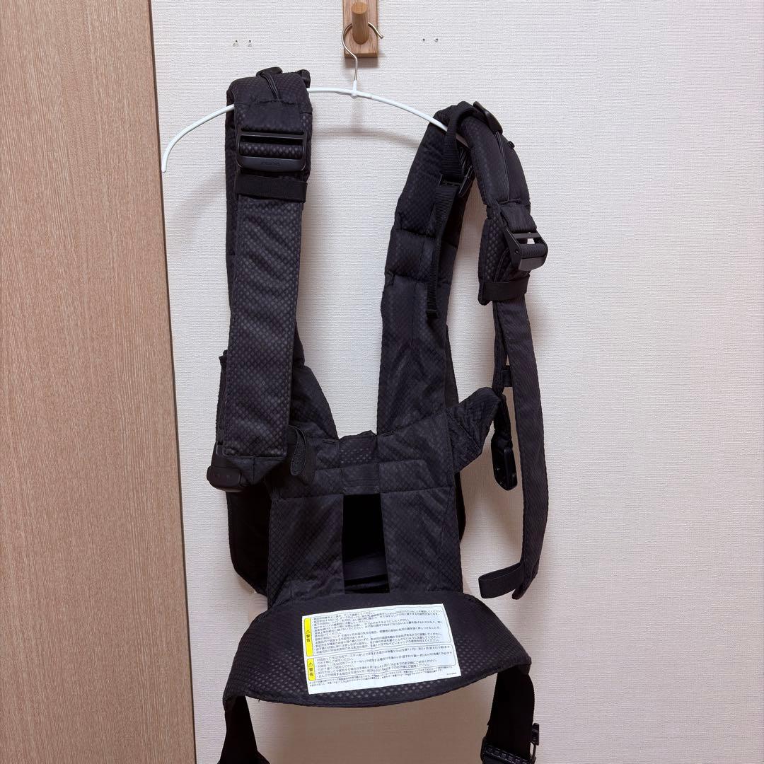 ゆ*こ様 nuna 抱っこ紐 カドルクリック