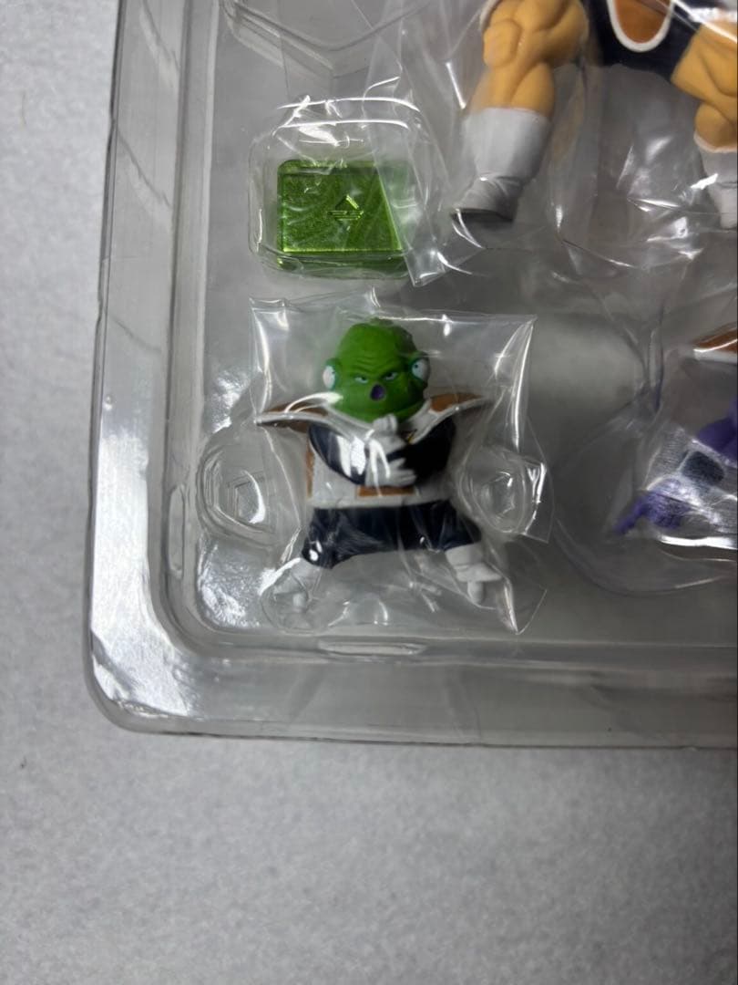 HGドラゴンボール超　ギニュー特戦隊セット　バンダイ