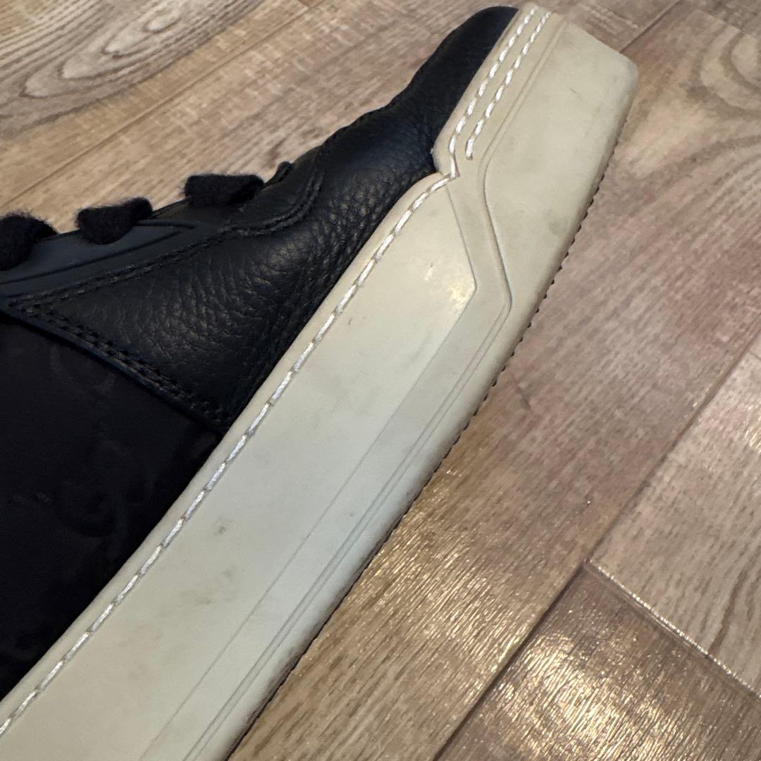 こうた 【極美品】GUCCI ハイカットスニーカー 4097668G
