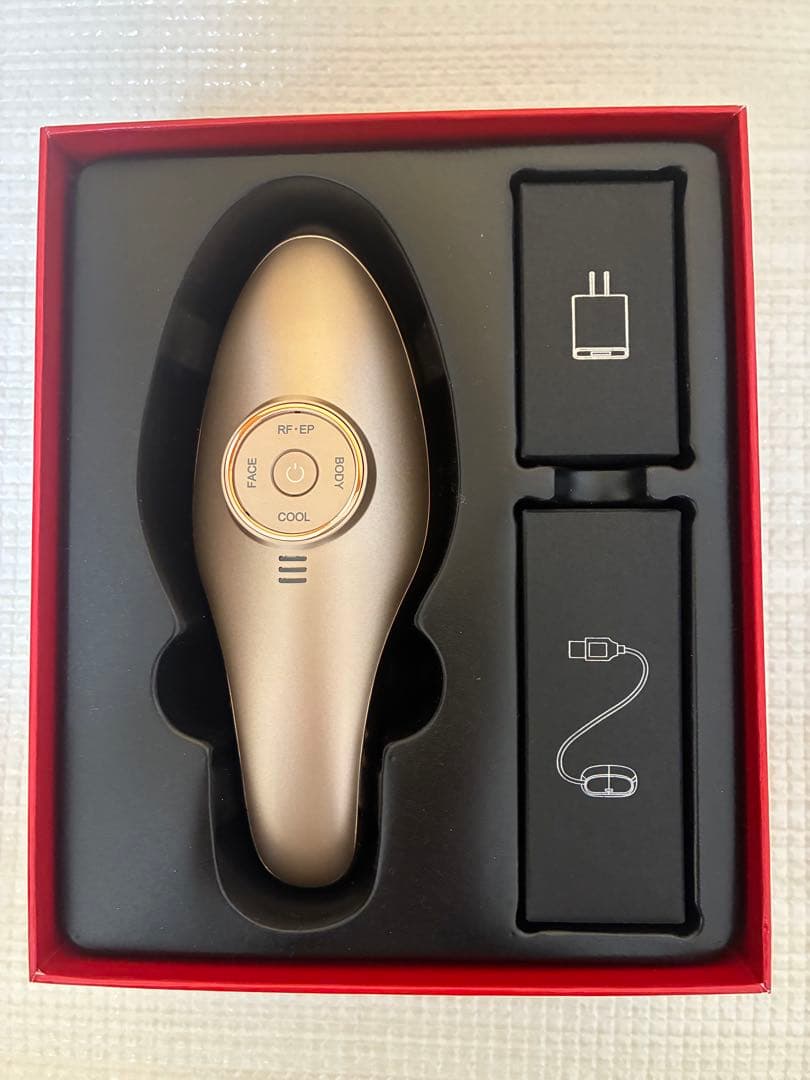 IKKOさんプロデュース　MEラボンECL-02 美顔器