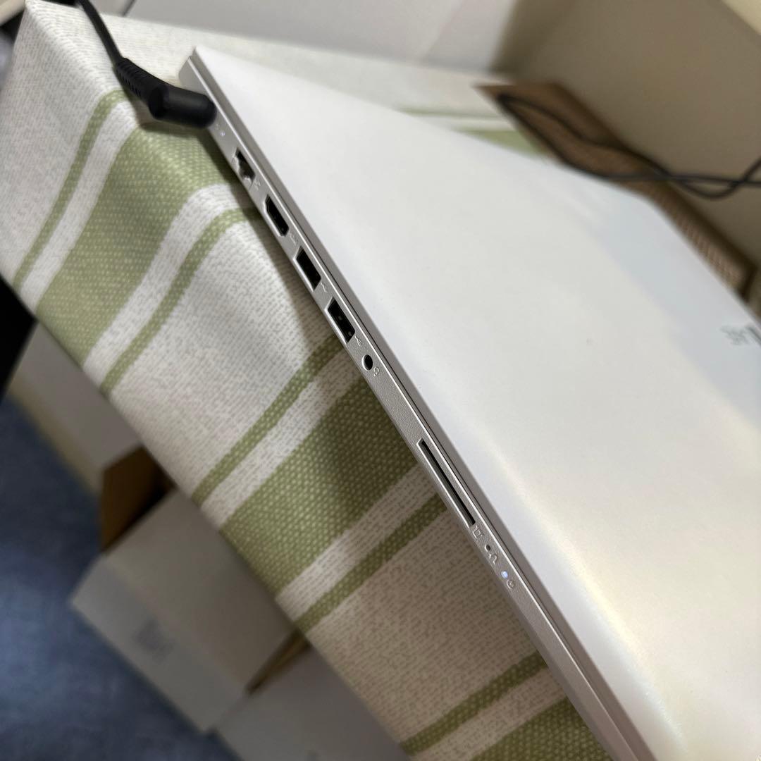 NECノートパソコン