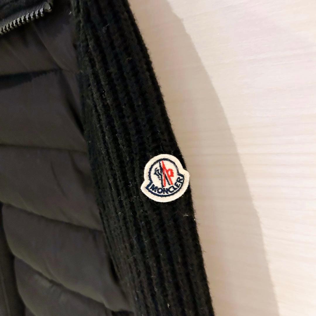 MONCLER ブラック ダウンジャケット