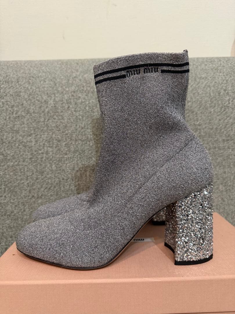 ymiumiuブーツ二点セット