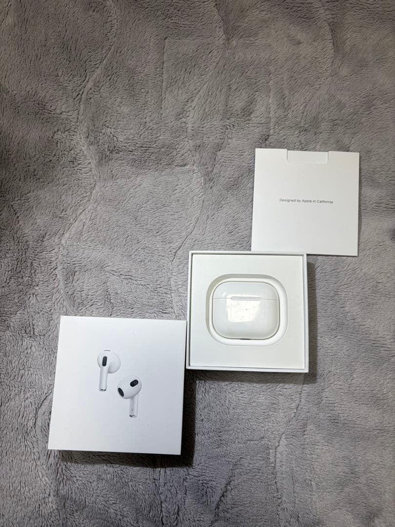 AirPods 第三世代 右耳 充電ケーブル付き