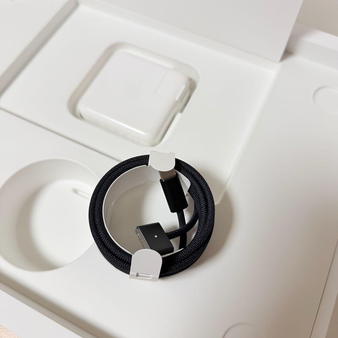 ぱるるんMacBookPro M4スペースブラック16GB 512GB