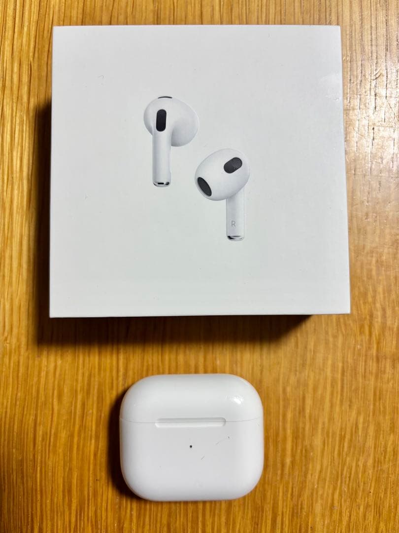 【正規品】Apple AirPods 第3世代（動作確認済み）