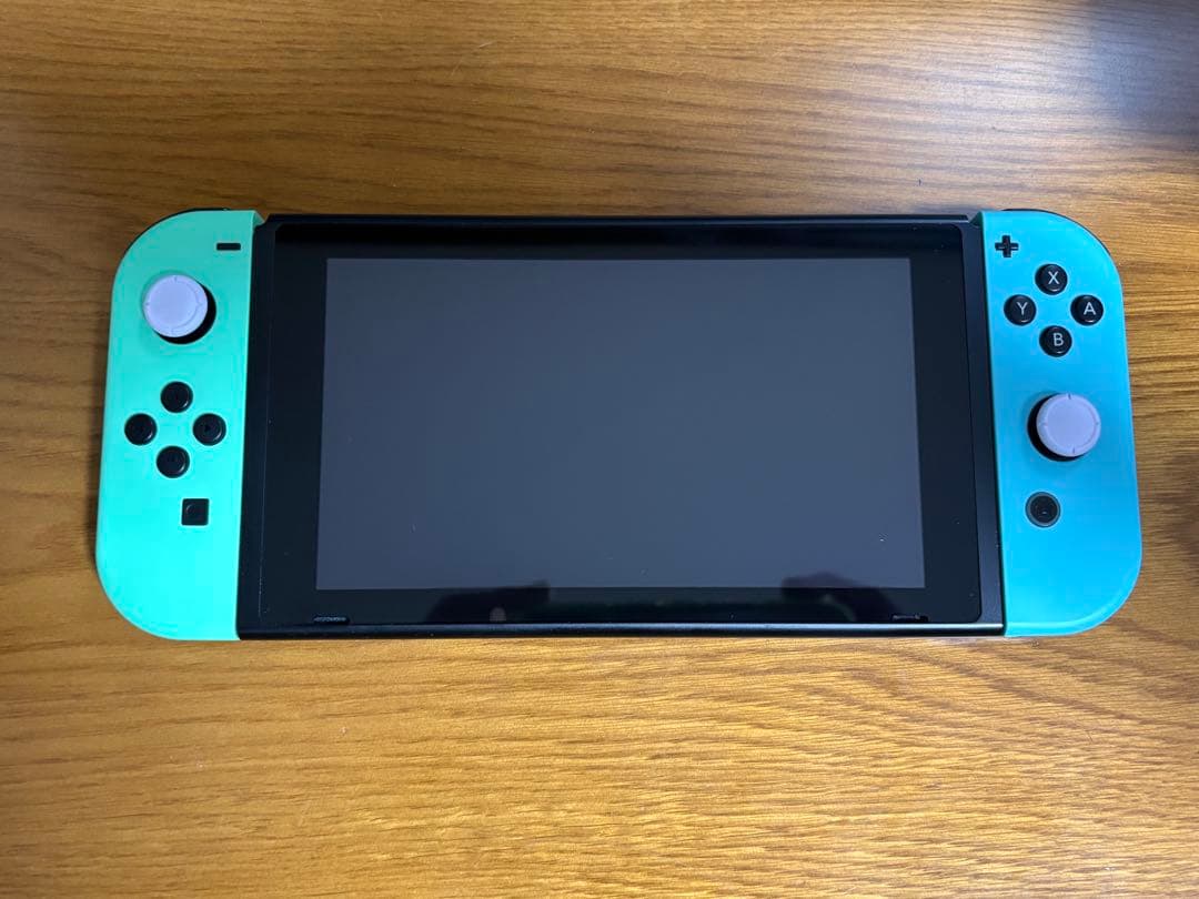 美品　新型Nintendo Switch 本体　➕　スマブラバージョンドック