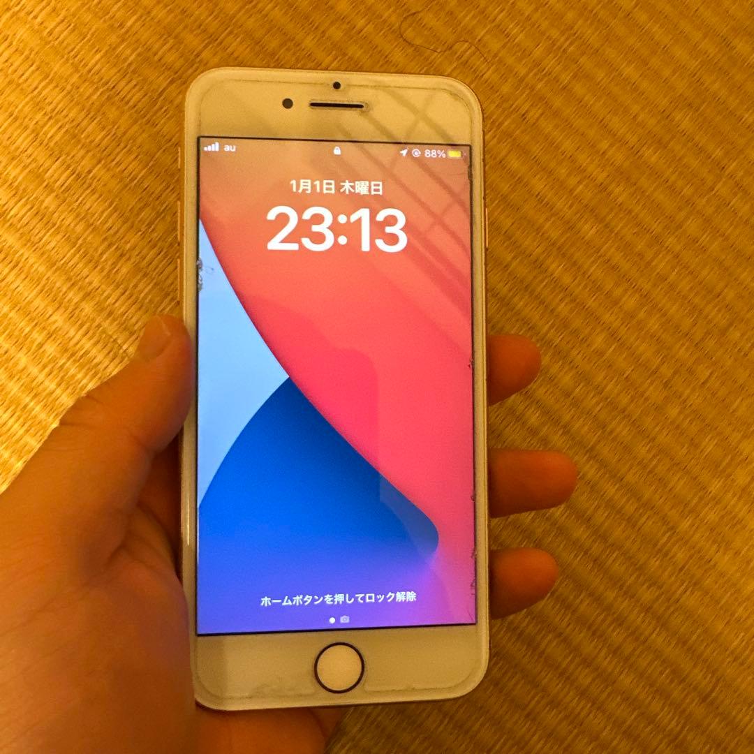 あ*い様 Apple iPhone 8 ゴールド 本体 + ケース　美品