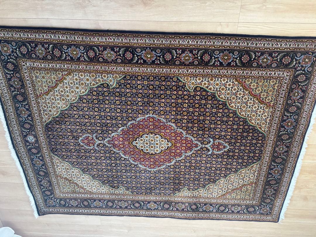 専用！ペルシャ絨毯　タブリーズ　ウールとシルク　ラグ マヒ柄