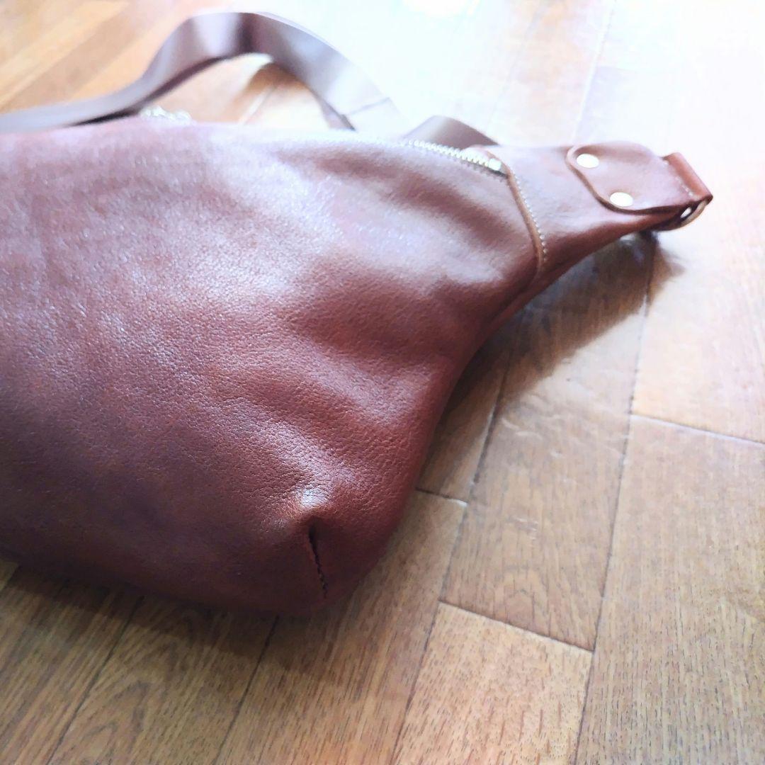 け*ん様 ハンドメイド　ボディバッグ　本革　クリーマー　特大　ブラウン　新品　1