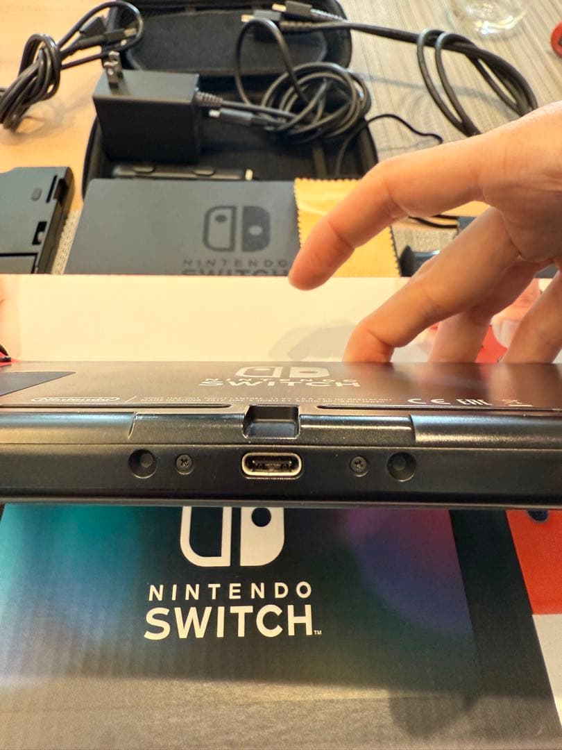 【お得5点セット】Nintendo Switch 本体 青/赤 Joy-Con