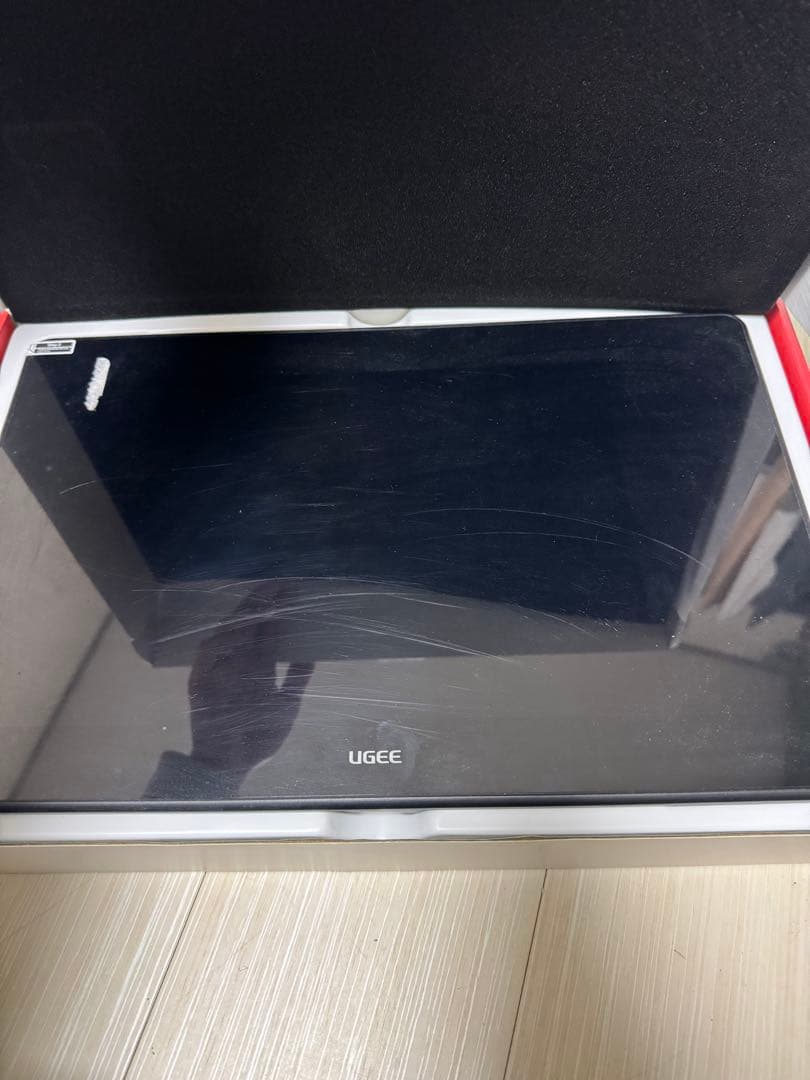 【全付属品付き・ほぼ新品】 UGEE U1600 15.4インチ