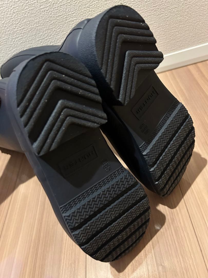 【4月限定値下げ】HUNTER 長靴 ネイビーUK6 / EU39 バックル付き