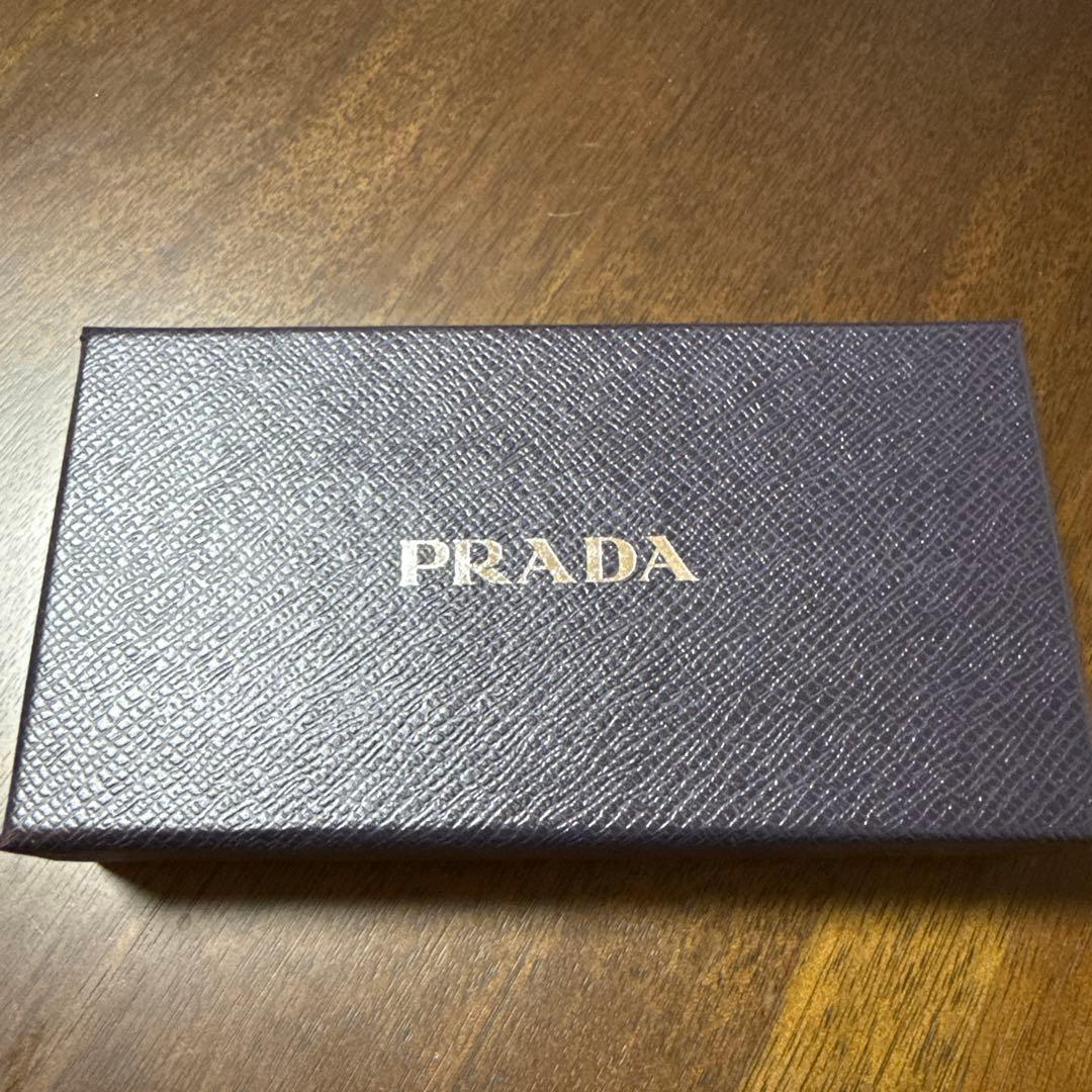 PRADA ブラック iPhoneケース iPhone13pro用