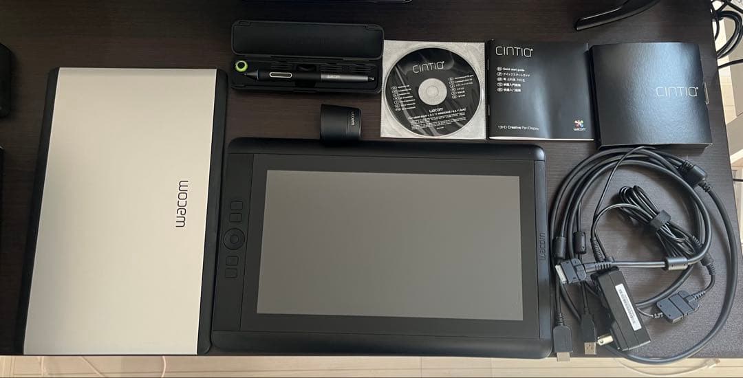 Wacom Cintiq 13HD 13.3型 DTK1301