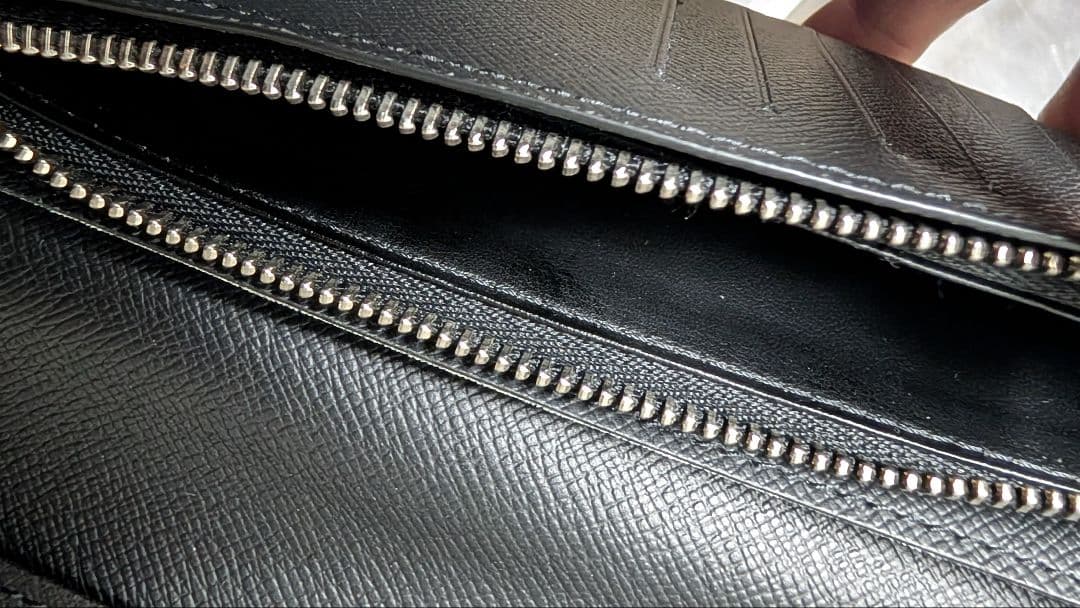 ルイヴィトン ポルトフォイユ ブラザ M30285 ブラック タイガ