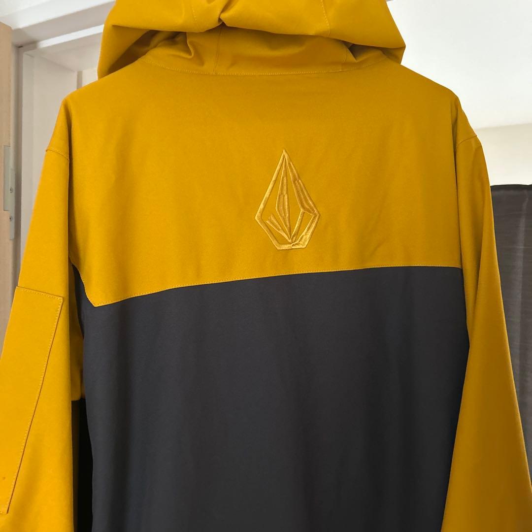 Volcom フード付きスノーボードジャケット 0時まで1500円off
