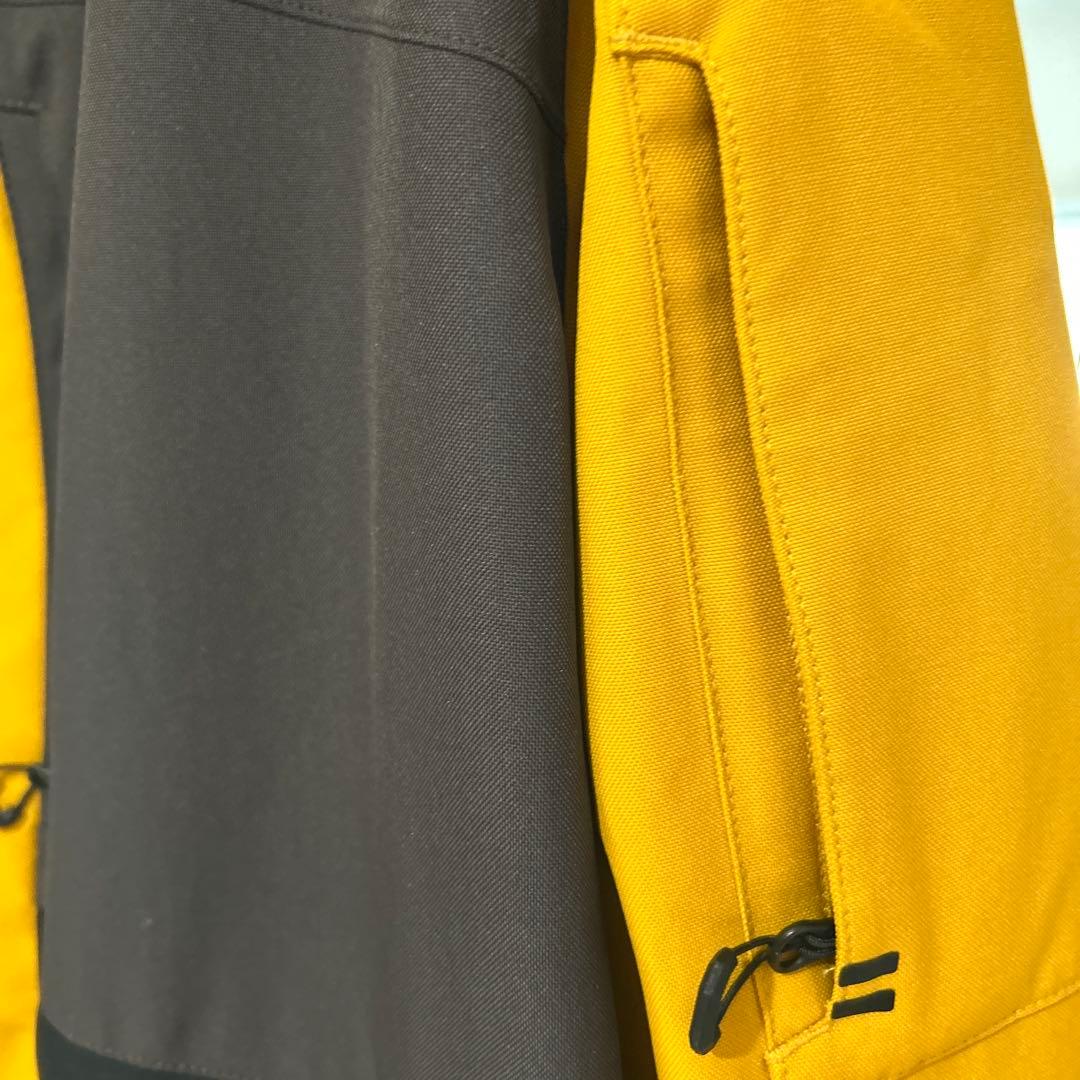 Volcom フード付きスノーボードジャケット 0時まで1500円off