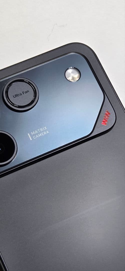 HONOR WIN RT 16/512 バッテリー100％ 傷無し