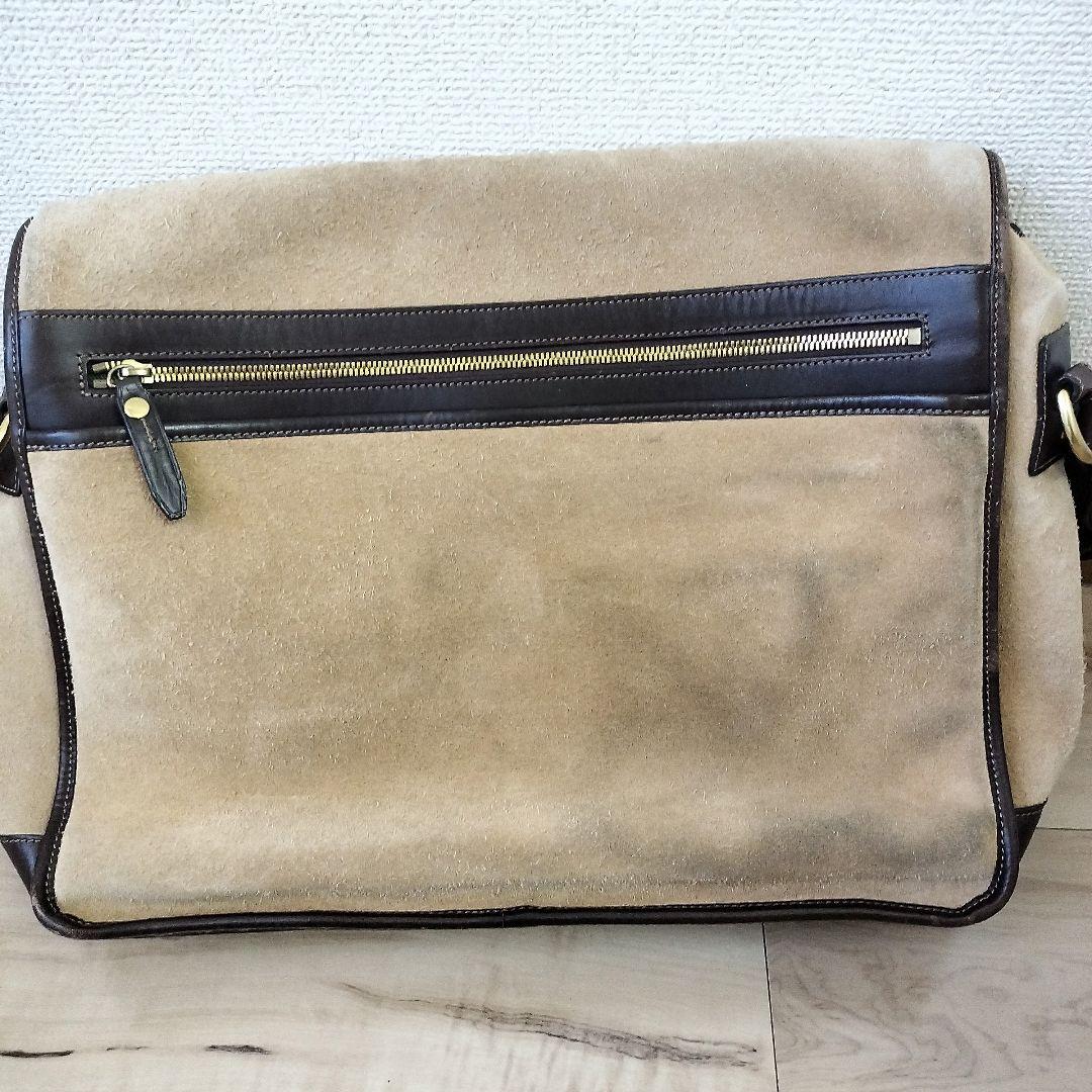 GHURKA（グルカ）スウェードメッセンジャーバッグ