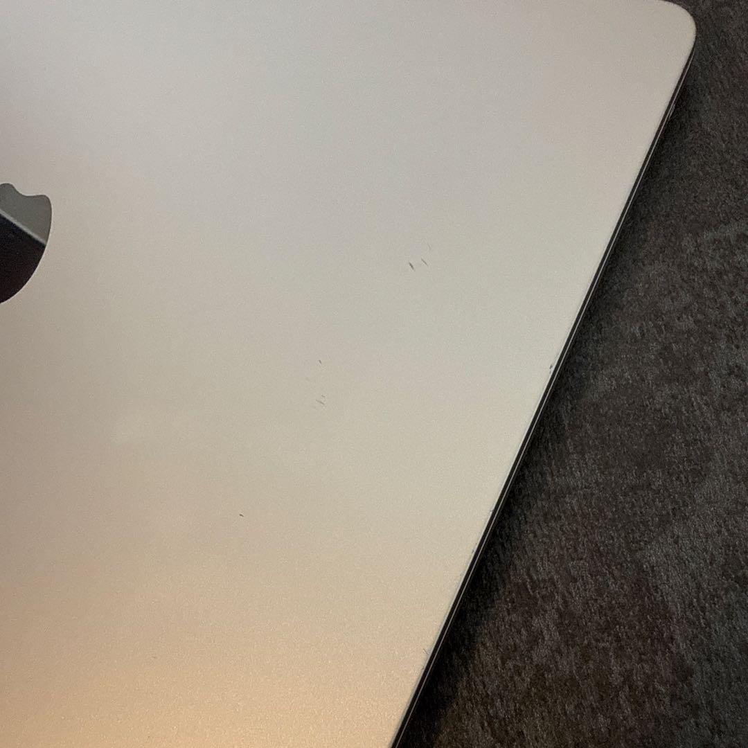 【バッテリー100％・美品】MacBook Air M3 13インチ
