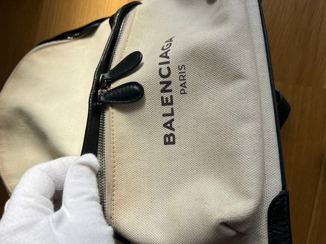 BALENCIAGA リュック・バックパック ベージュ・黒