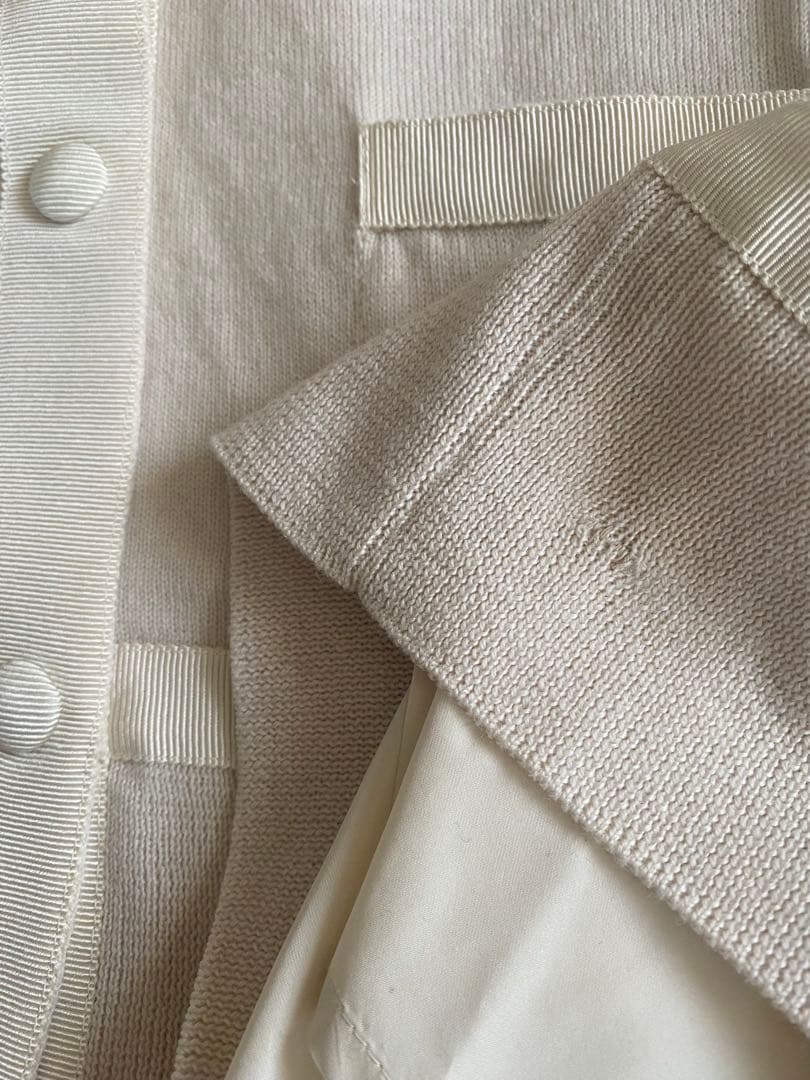 モンクレール　カーディガン