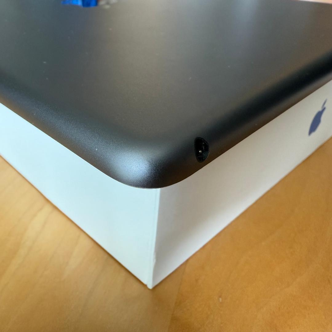 iPad (第9世代) Wi-Fiモデル 64GB(MK2K3J/A)フルセット