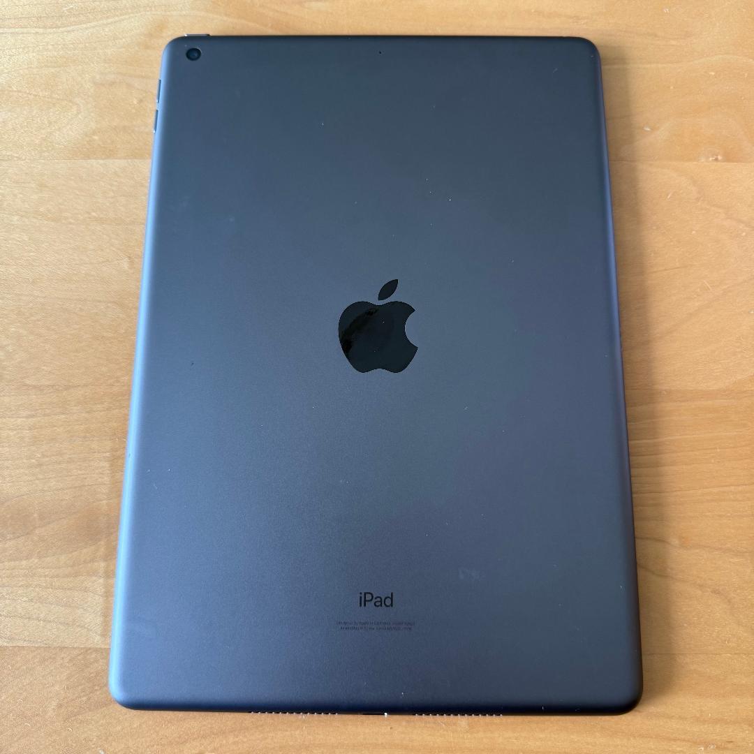 iPad (第9世代) Wi-Fiモデル 64GB(MK2K3J/A)フルセット