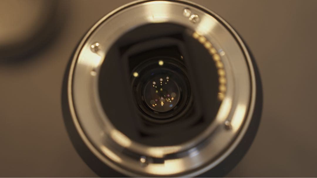 Tamron 28-200mm F/2.8-5.6 ズームレンズ