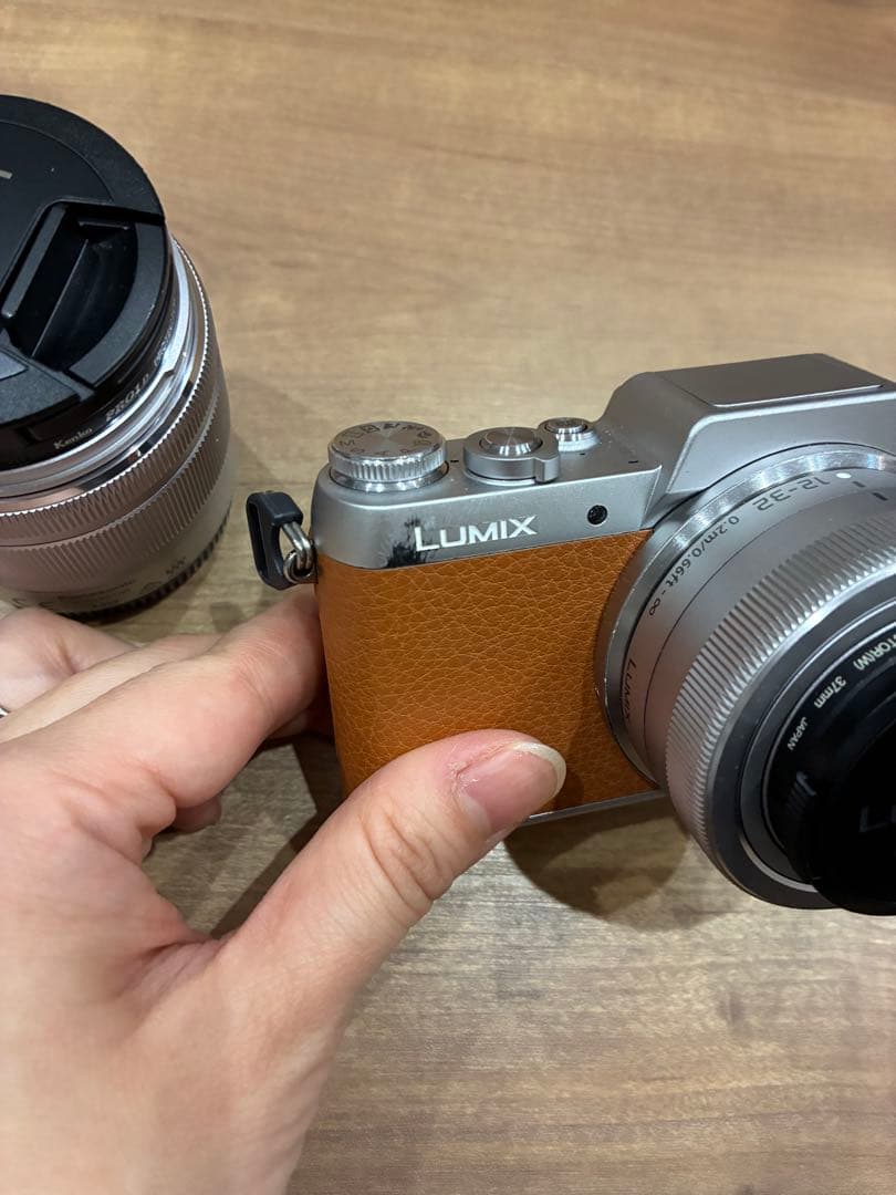 美品‼️パナソニック LUMIX GF7 Wi-Fi ミラーレス一眼カメラWレンズ