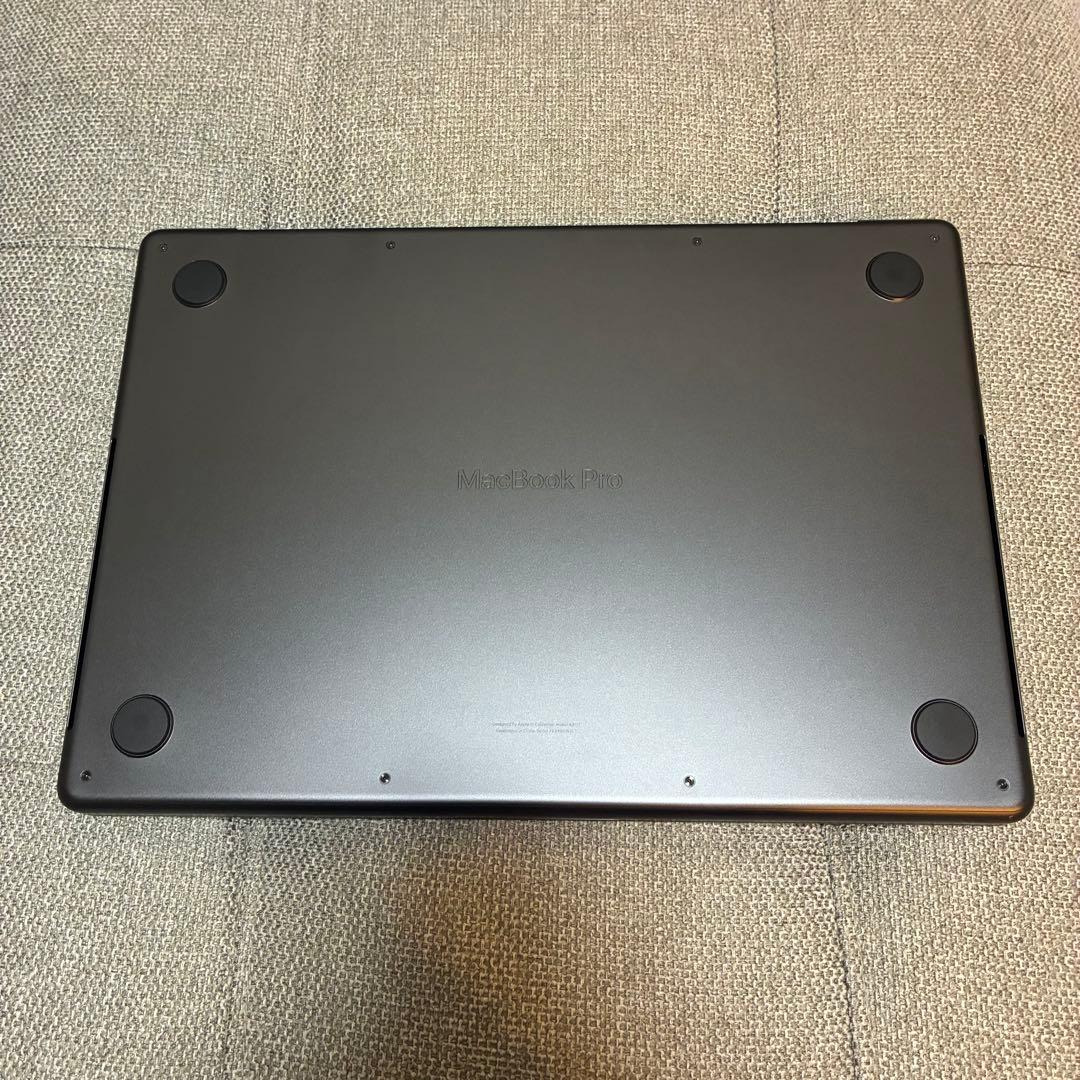Macbook Pro 14インチ M4 16GB 1TB + その他