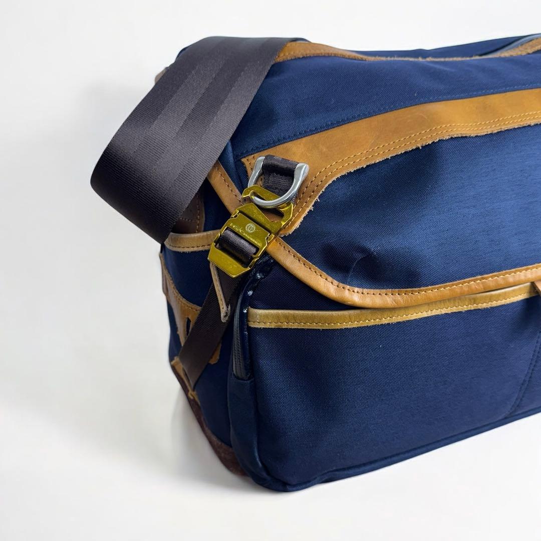 【美品】マスターピース　メッセンジャーバッグ　ショルダーバッグ　大容量