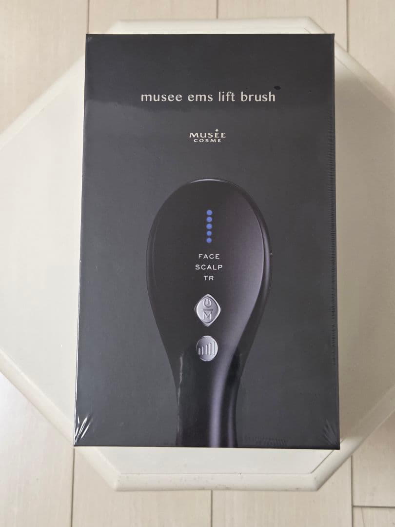 ミュゼ　EMSリフトブラシ　頭皮(スカルプ)からのリフトケア/リフトアップ/美髪
