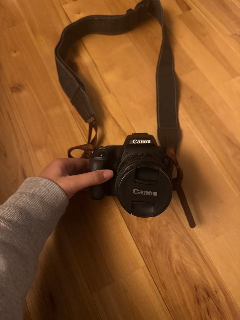 Canon EOS Kiss X9デジタル一眼レフカメラセット